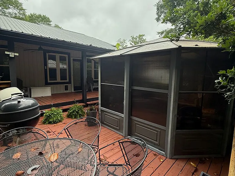 108 Oak St — Photo 11