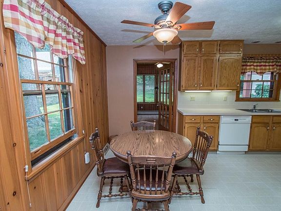 5th image of 6440 Evergreen Dr