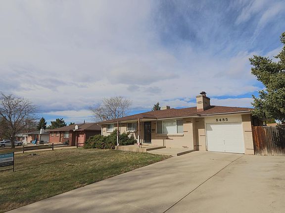 4th image of 8485 Oakwood St