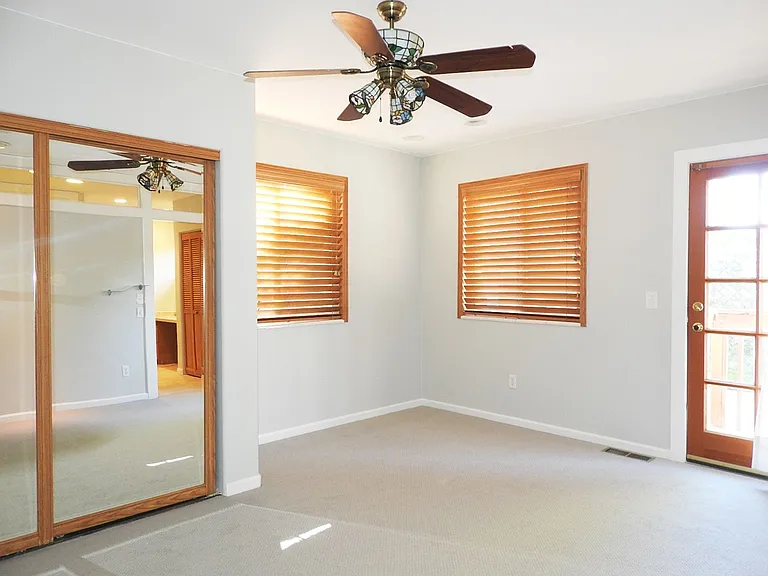 760 Oneida St — Photo 11