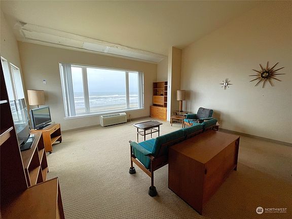 5th image of 1307 Ocean Shores Boulevard SW #N51