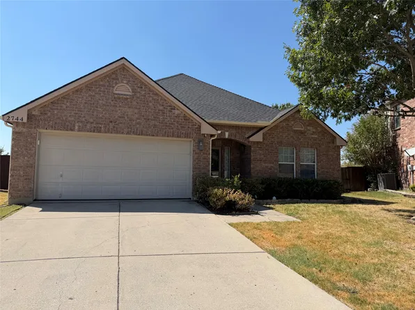 2744 Winterberry Ln, Little Elm, TX 75068