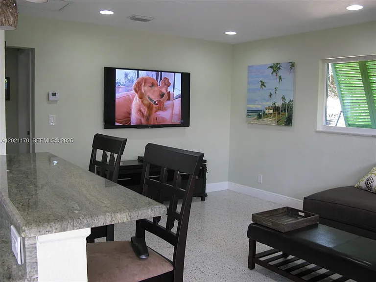 13767 Oleander Ave #E — Photo 3