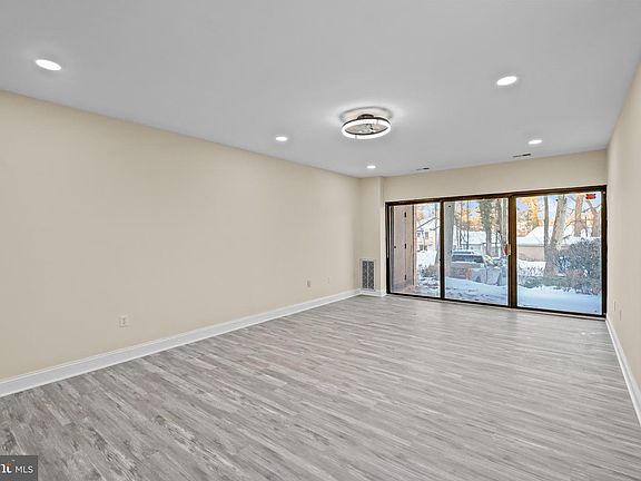 3rd image of 6711 Park Heights Ave Unit L9