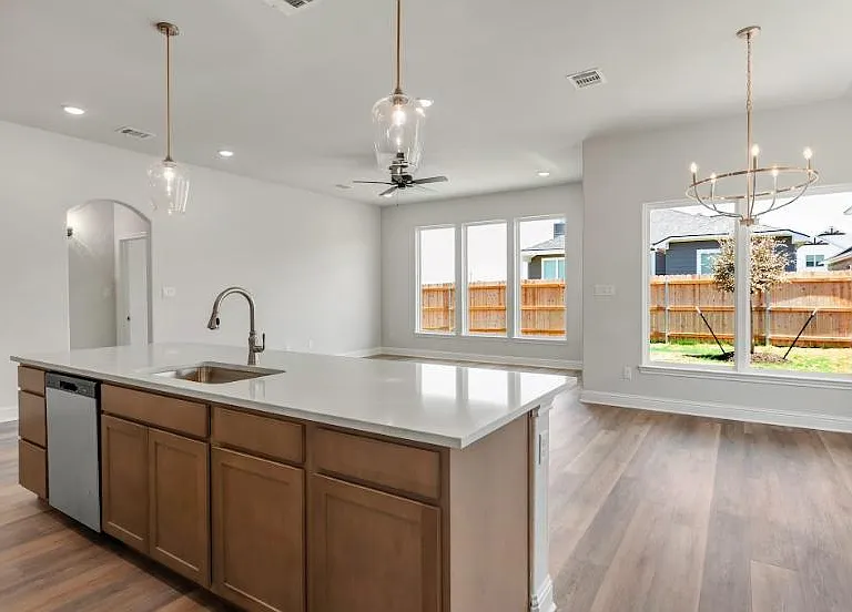 6201 Talladega Dr — Photo 10