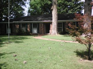 131 E Oak Hill Dr, Florence, AL 35633