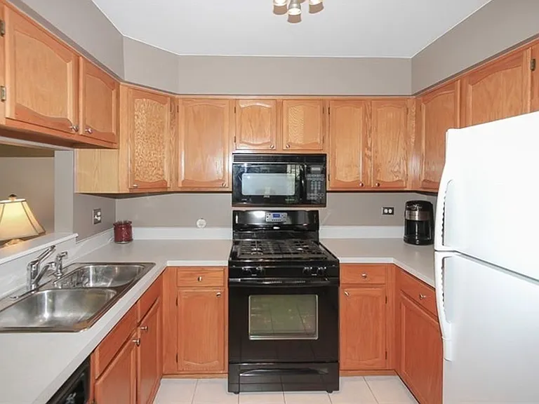 1444 W Sapphire Dr — Photo 4