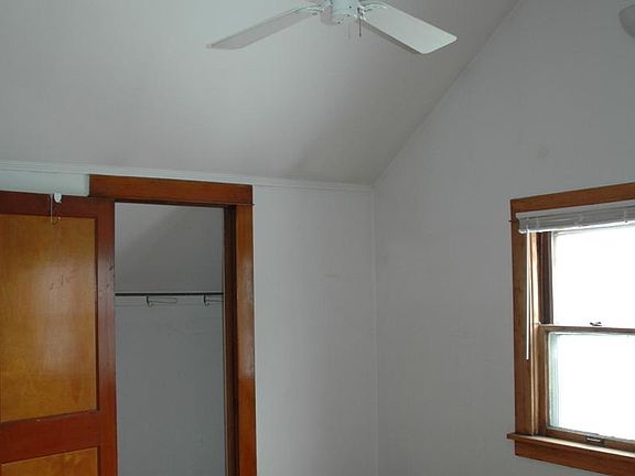4th image of 412 S West St
