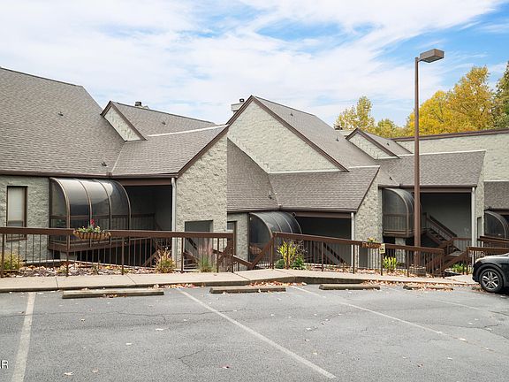2nd image of 1155 Upper Alpine Way #107