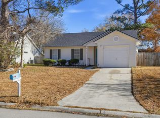 8562 Brookforest Dr, North Charleston, SC 29406