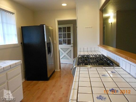 2nd image of 832 Calle Clavel