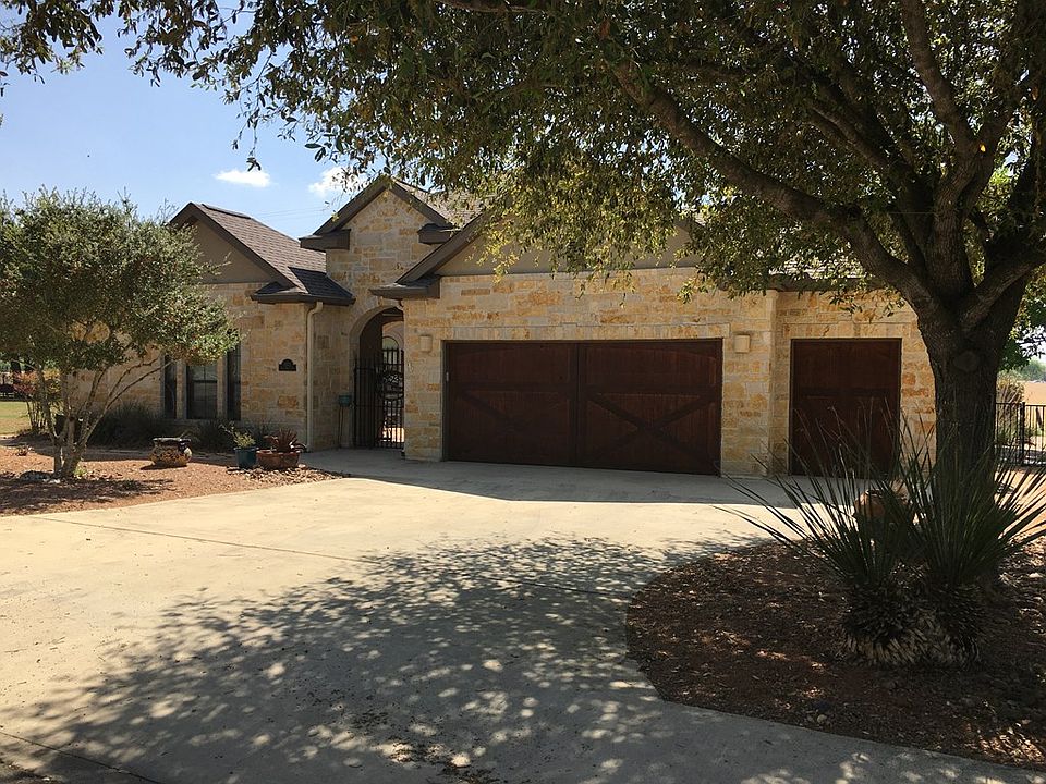 2nd image of 2852 Rock Barn Dr