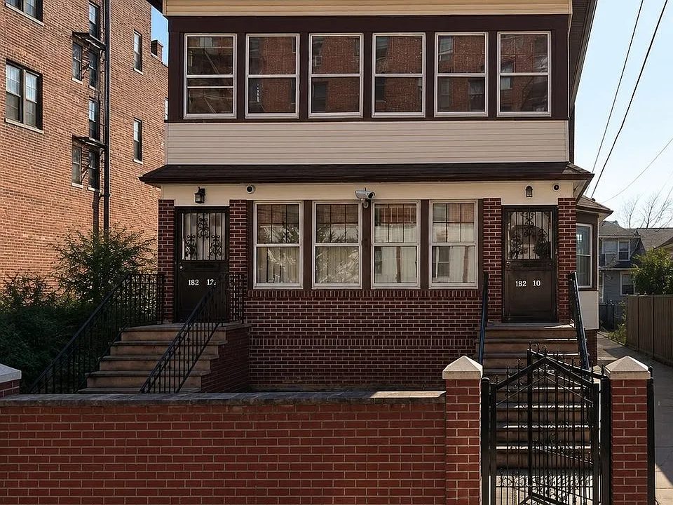 17546 88th Ave