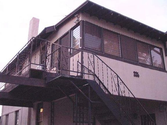 Unit w/ AZ Room & Deck