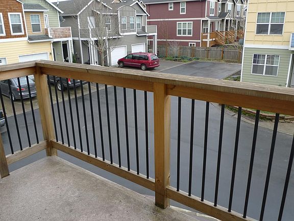 3rd image of 6773 SE Sweet Meadow Ln