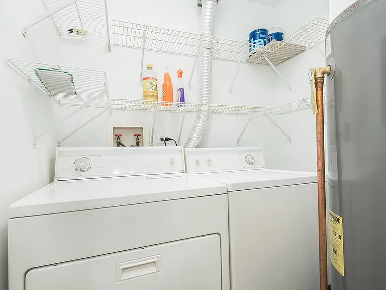 798 N Gary Ave #210 — Photo 11
