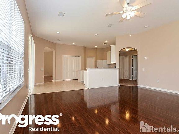 5th image of 25746 Santos Way