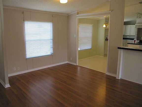 4th image of 10010 Harry Dr