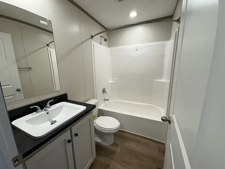 57400 Bedford Blvd — Photo 18