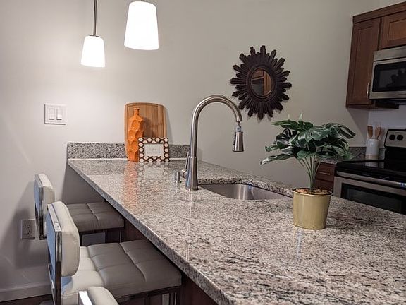 4th image of 4618 Sansom St #4612-2