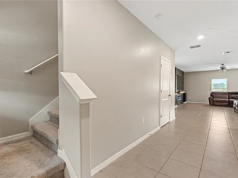 13790 Sea Bridge Dr — Photo 2