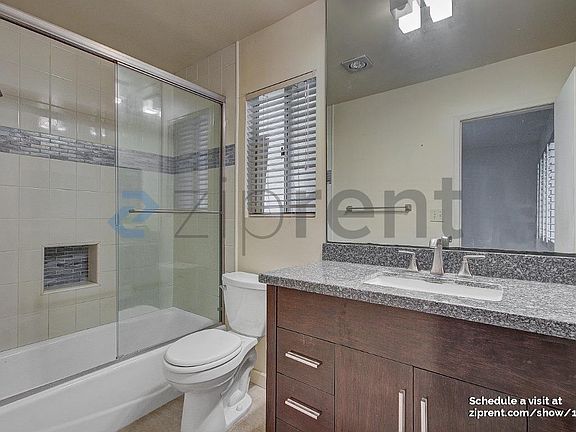 5th image of 1840 Camden Ave APT 108