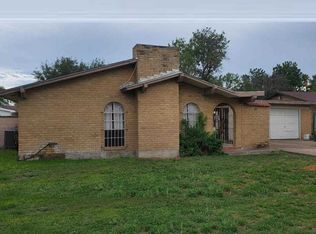 303 Gumwood Ln, Laredo, TX 78041