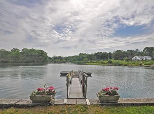 1 Nortons Pt, Manchester, MA 01944