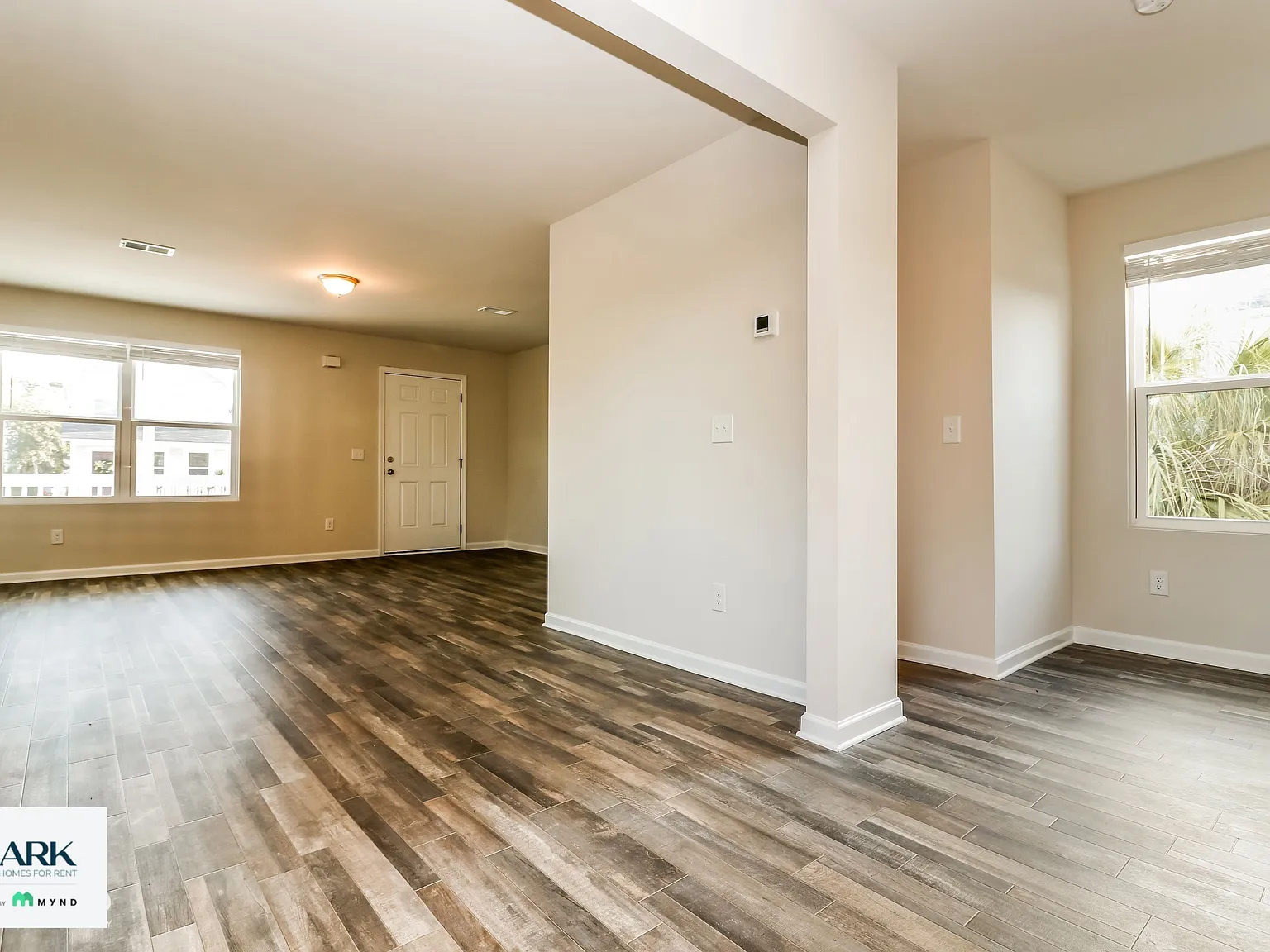 3 bed, 3.0 bath, 1512 sqft, $2,265 — Photo 4