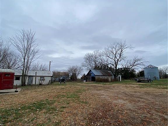 4th image of 22244 NW 1400th Rd