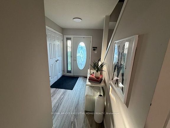 2nd image of 3232 Ulman Rd
