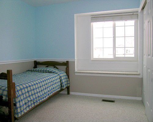 Bedroom (blue/tan)