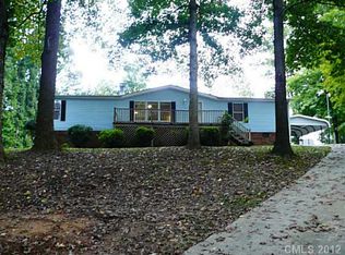 6889 Ingleside Dr, Sherrills Ford, NC 28673