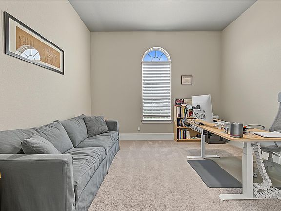 4th image of 2352 Goldenglade Dr