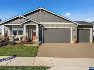 1015 Paul St, Mount Angel, OR 97362