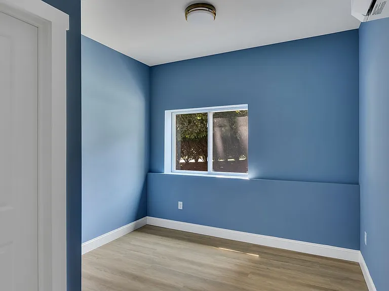 36 Pawling Ave #102 — Photo 7