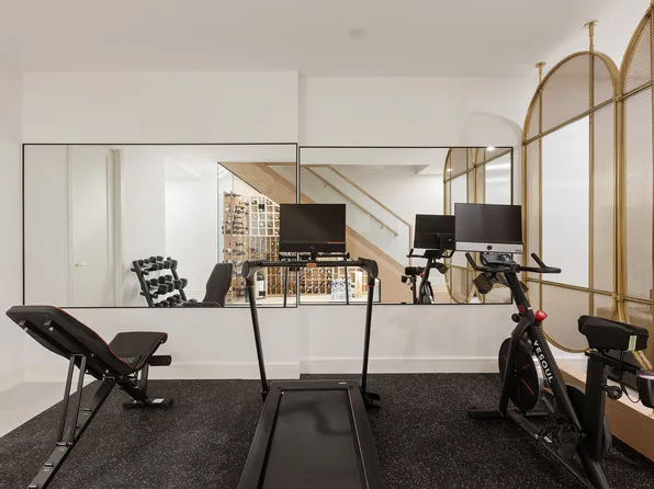 76 South 2nd Street image 13 of 37