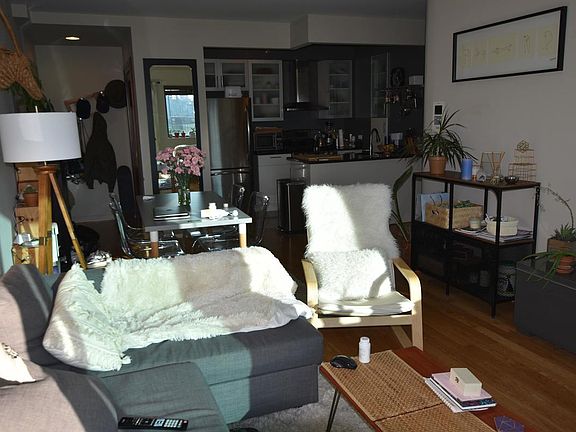 4th image of 3080 21st St Ph D