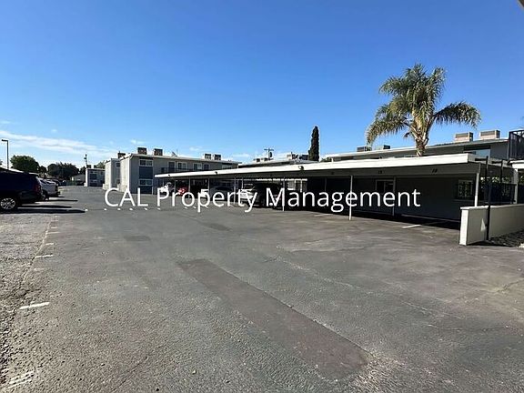 2nd image of 918 Illinois Ave #7