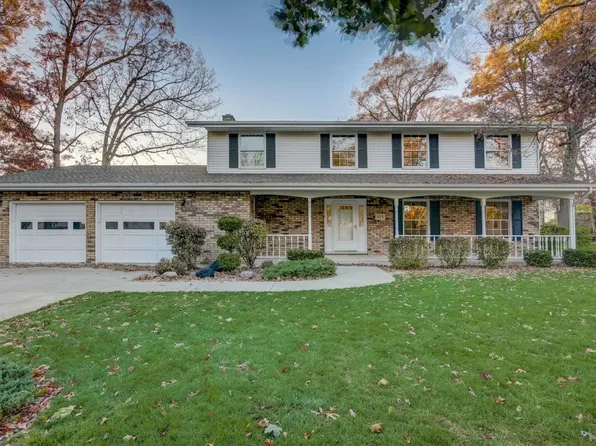 525 Winnebago Ave, Portage, WI 53901