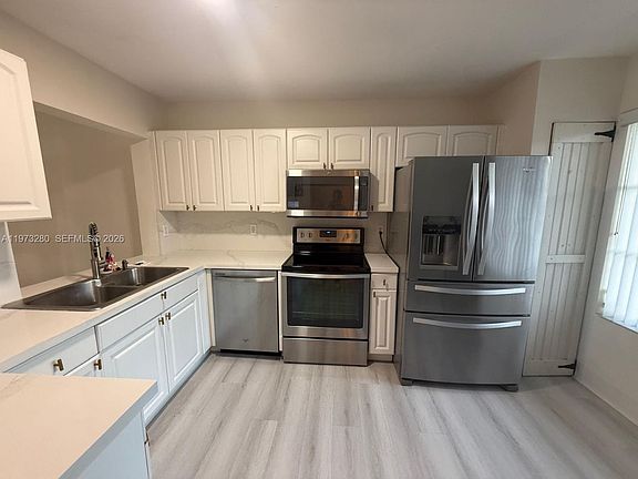 5th image of 8240 NW 10th St APT 10