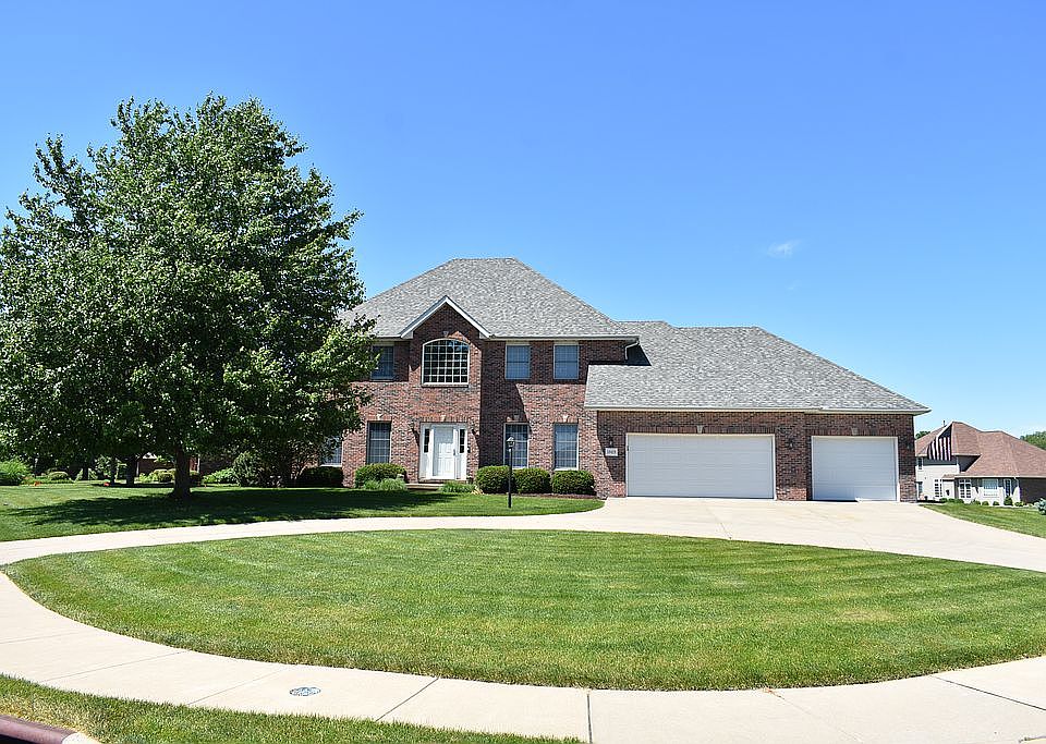 1st image of 10429 N Harvest Ct