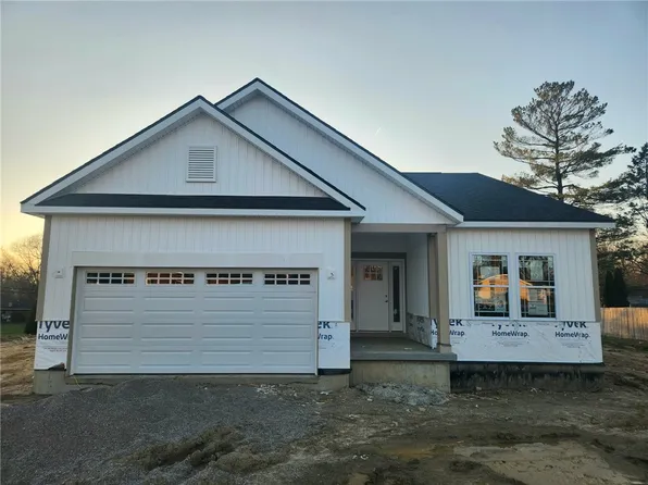 1575 N Fairfield Rd, Dayton, OH 45432