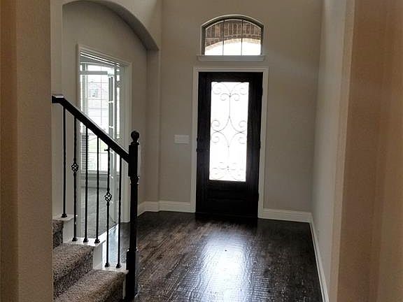 4th image of 2113 Timineri Dr