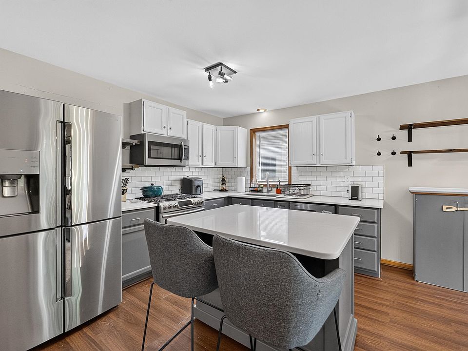 1st image of 644 Granite Way