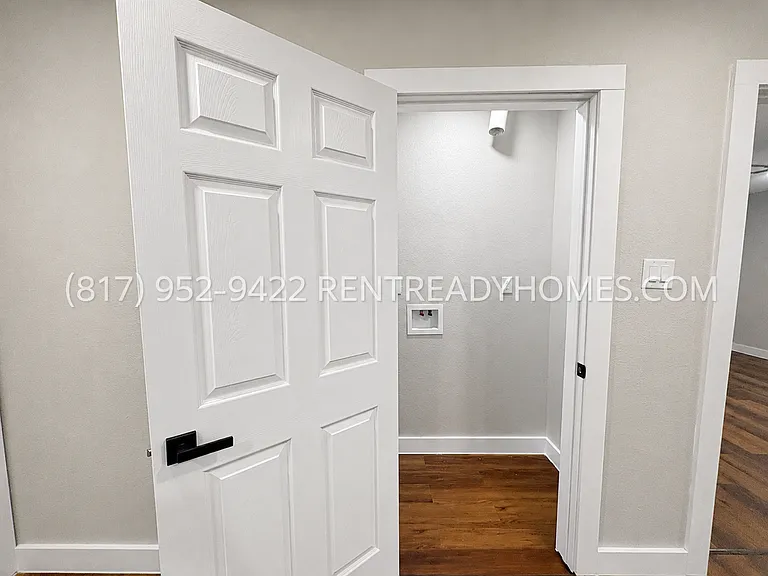 1104 Sunset Dr — Photo 15