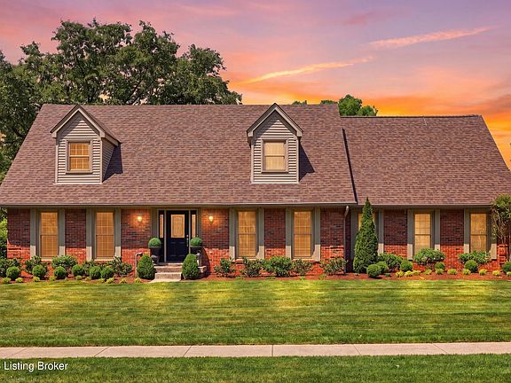 2nd image of 8207 Regency Woods Way
