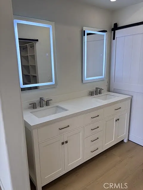 2 bed, 1149 sqft, $3,900 — Photo 4