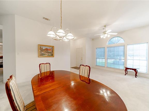 5th image of 1453 Sunny Meadow Dr