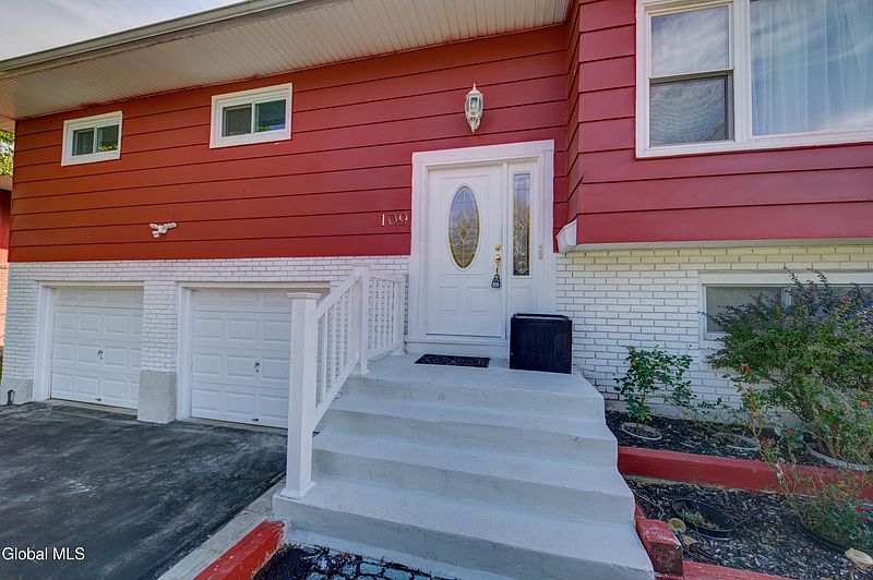 3rd image of 109 Terrace Avenue